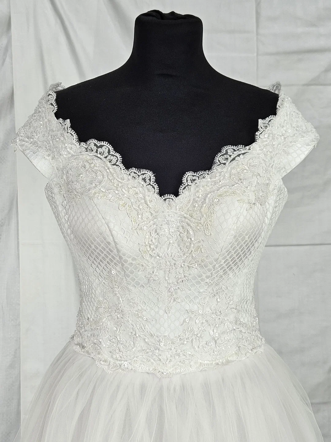 Hochzeitskleid - 03 - Atelier Irvalda (Wien) - Gr. M – Bild 5