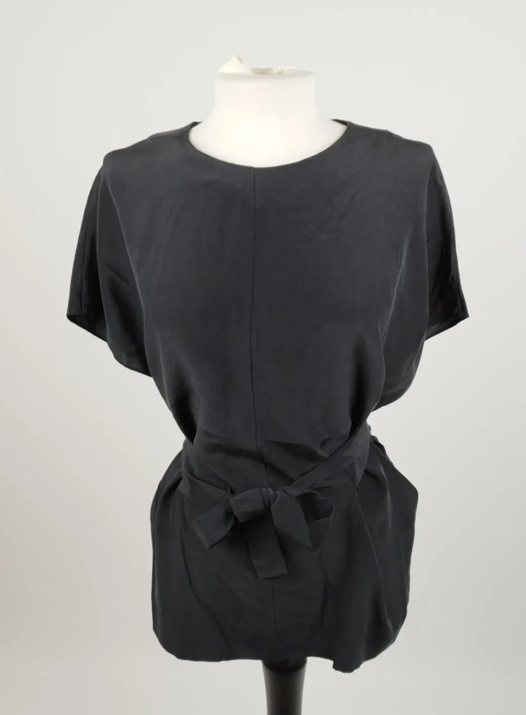 cos Oberteil mit Taillen-Band / Gr. 42 / 100% Seide - Bild 4