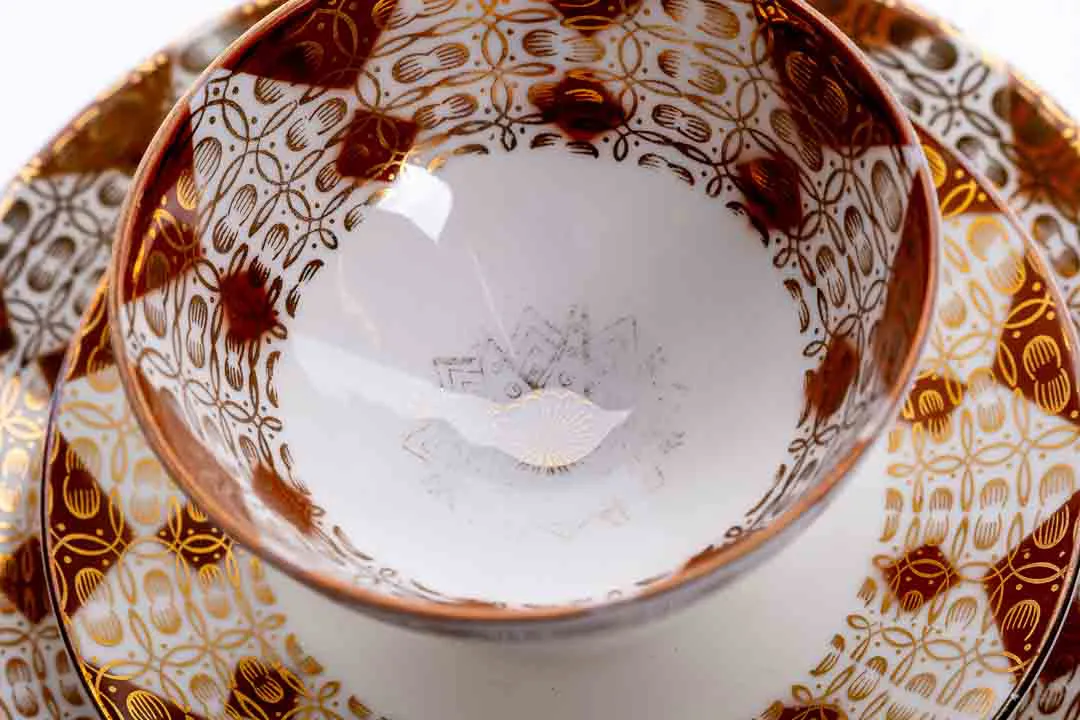 GKC BAVARIA 3-teiliges Porzellanset mit 2 Tellern und 1 Tasse in weiß-gold – Bild 4