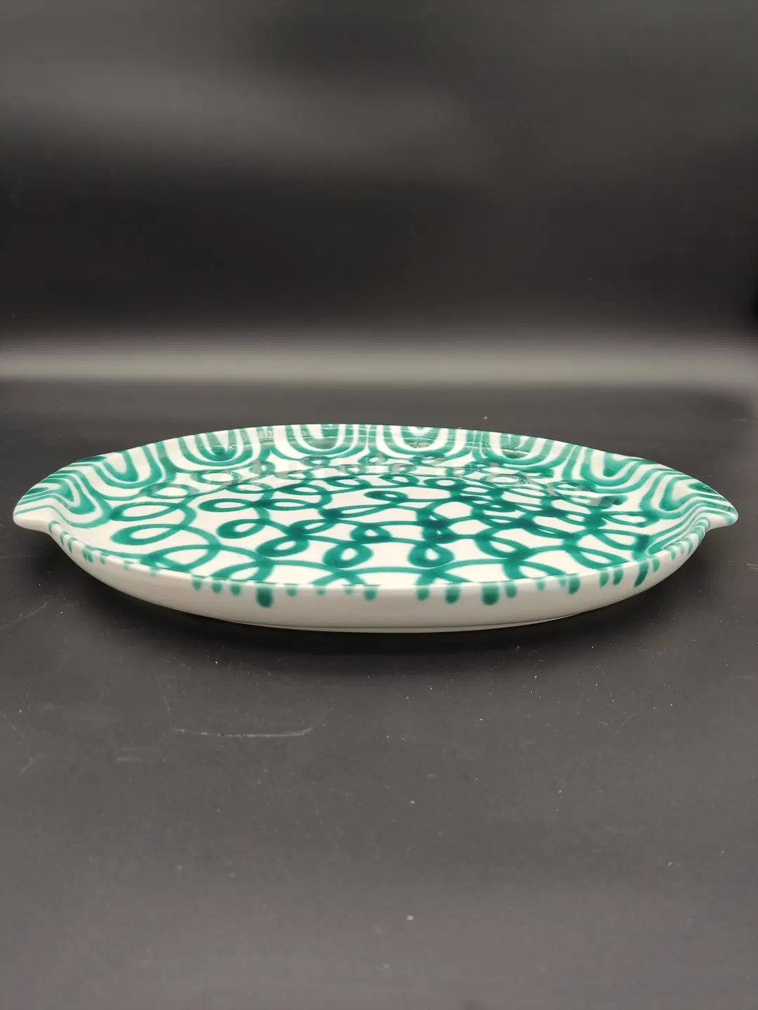 Gmundner Keramik Platte mit Griffen grüngeflammt (Durchmesser 30cm) - Bild 1