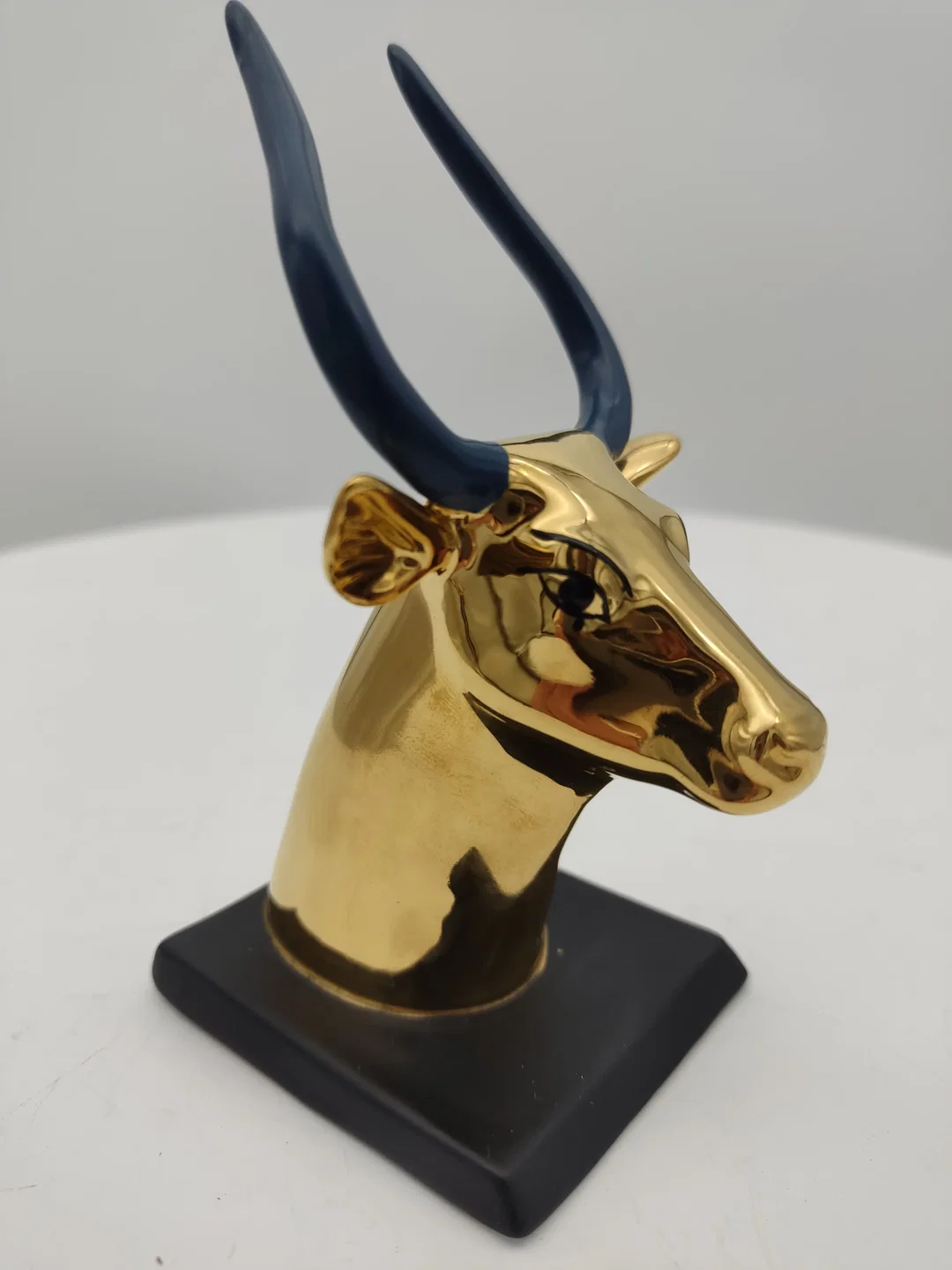 Goldener Sacred Cow Porzellan & Zertifikat von Franklin Mint | Limitierte Rarität – Bild 1