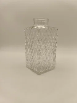 Quadratische Motivflasche, Glasflasche mit Diamantschliff, Vase, Deko