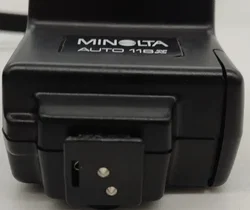 Minolta X 300 Spiegelreflexkamera mit 3 Objektiv 28mm ,50mm ,135mm mit Blitz und Tasche – Vorschau 7