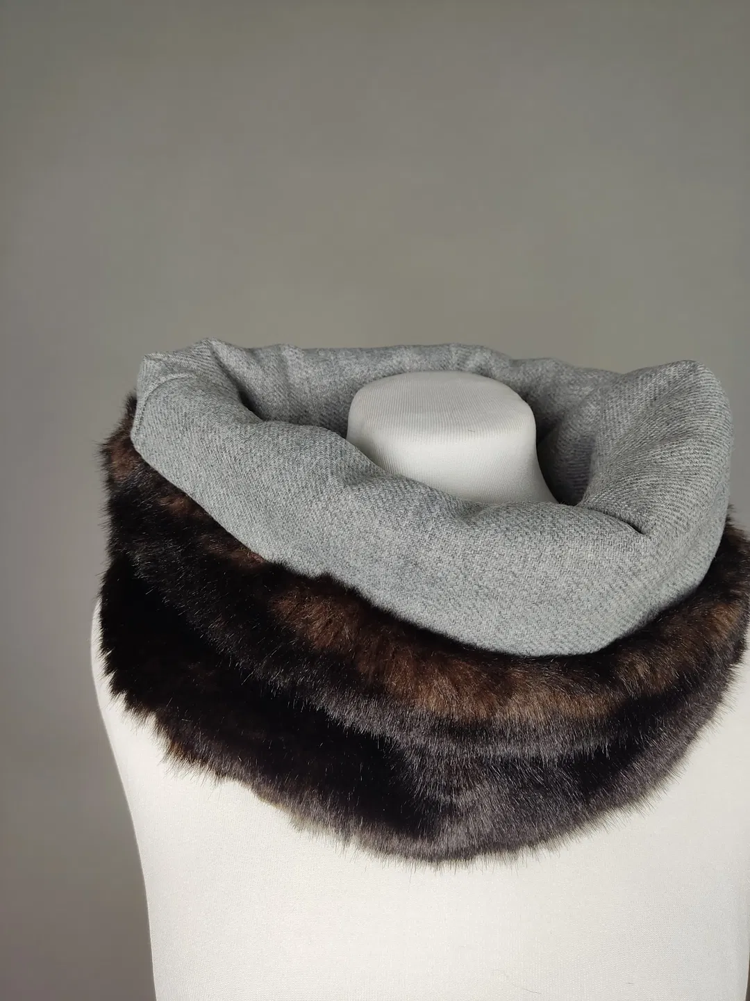 Buff Damen Cowl/Schlauchschal mit Kunstpelz - Bild 4