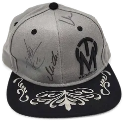 Schildkappe Matakustix mit Autogrammen - Bild 2