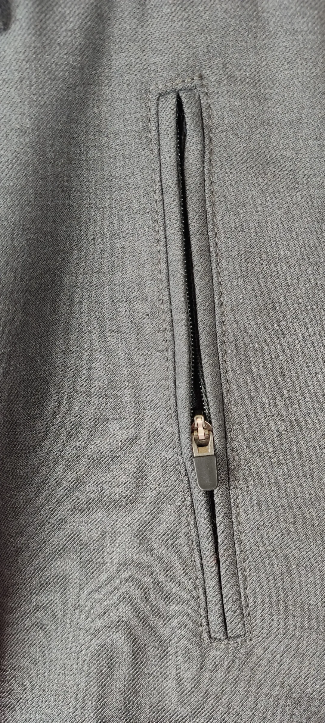 AlphaTauri Damenhose Neuwertig | Zeitlos Elegant – Bild 9