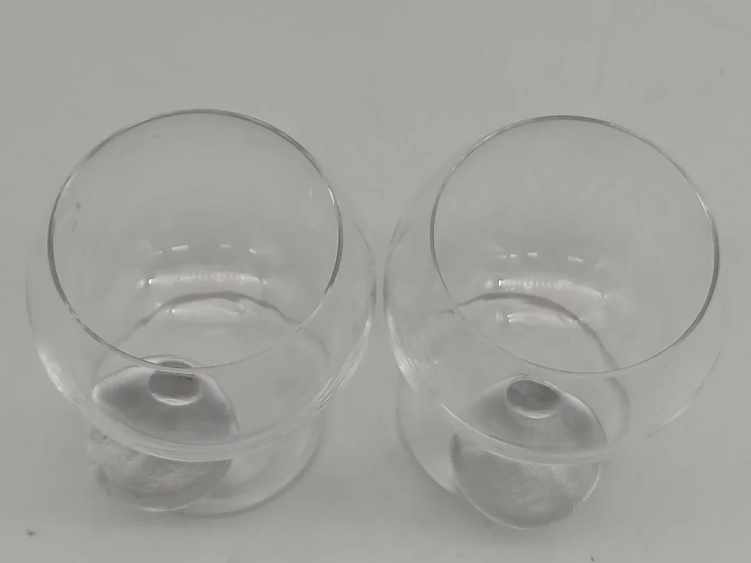 2x Design Weingläser – Bild 3