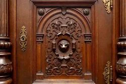 Vintage Historischer Vollholzschrank – Neorenaissance um 1882 - Bild 5