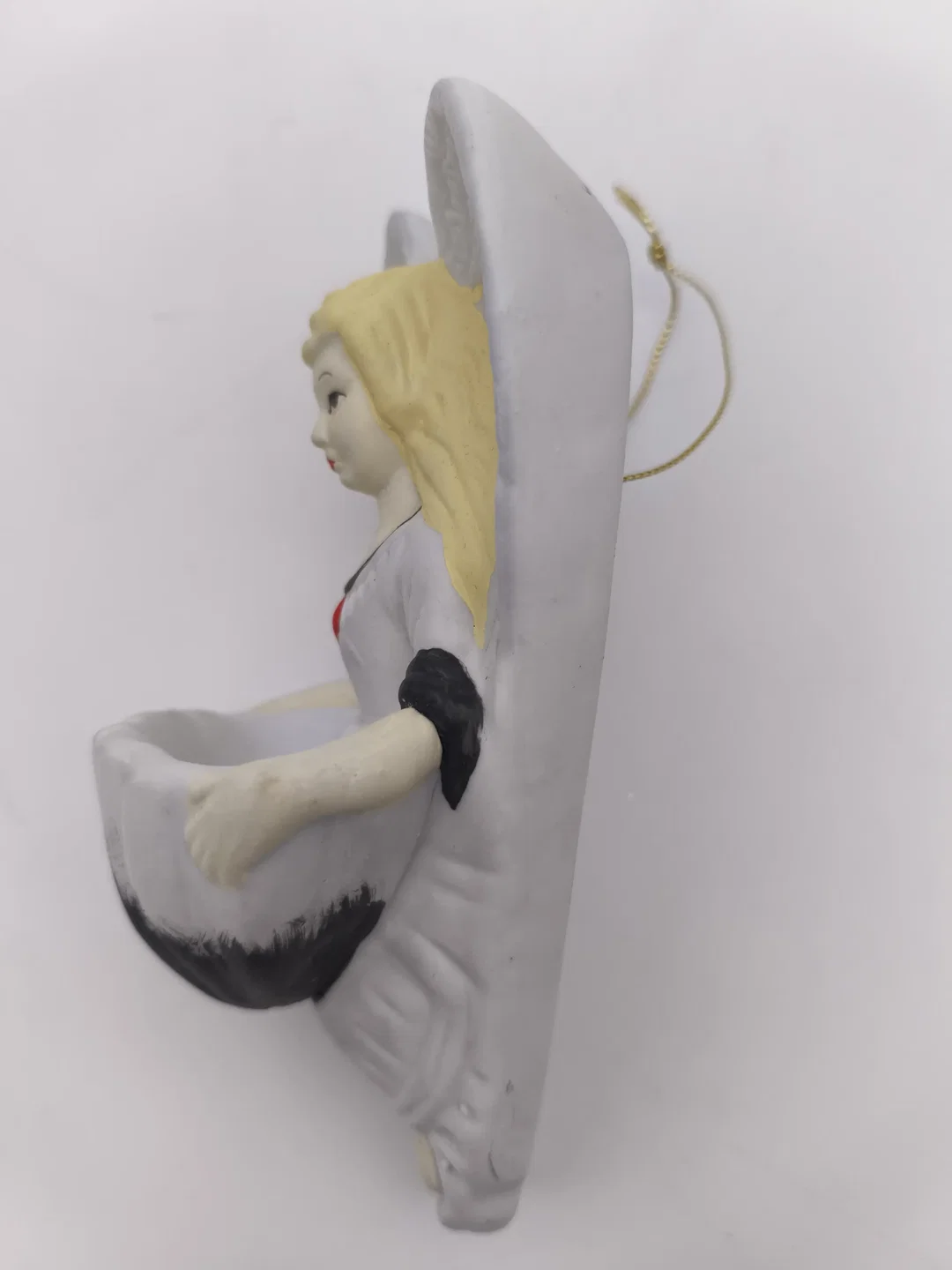 Wand - Weihwasserschale mit Engelsfigur, aus Gips, 16cm hoch – Bild 2
