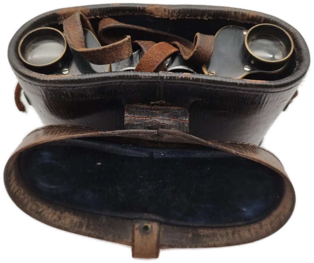 Antiquarisches Fernglas mit Tasche – Bild 2
