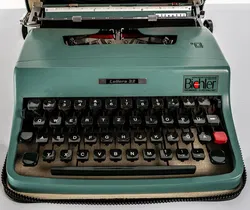 Tennessee Williams, Max Frisch uva. hatten eine Olivetti Lettera 32 Schreibmaschine - Bild 3