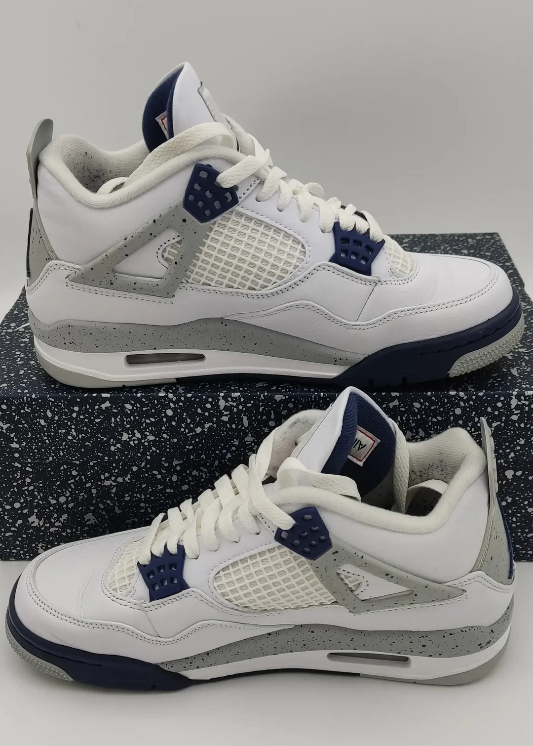 Air Jordan 4 Sneaker White/Midnight Navy Gr.40 | Wie Neu - Bild 1