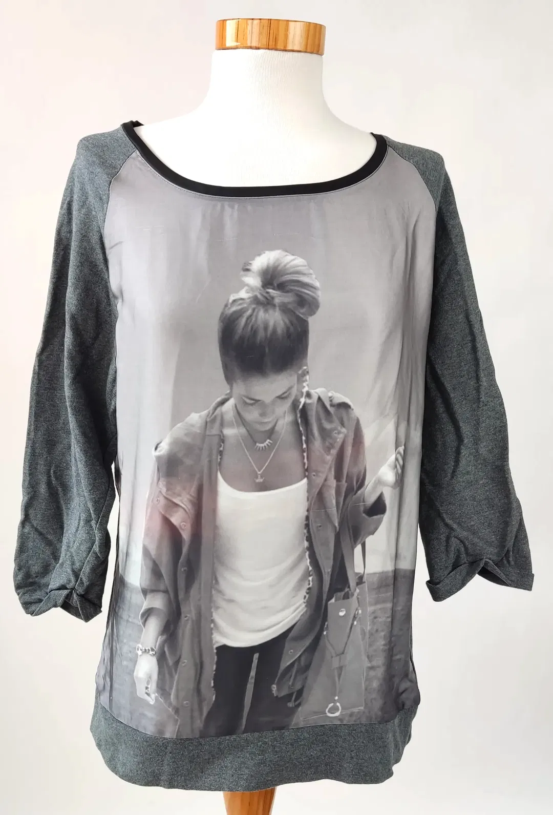 17&Co CASUALWEAR Damen Shirt grau mit Aufdruck - Gr. M /38 - Bild 1