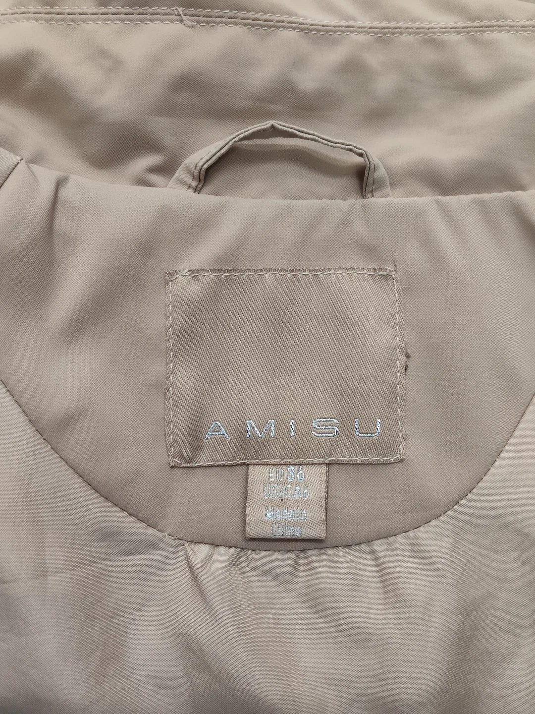AMISU Damenjacke Beige, Klassischer Kragen | Casual-Chic – Bild 5