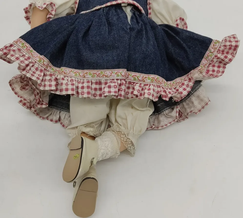 Vintage Porzellanpuppe mit Stoffkörper ca 52cm – Bild 5