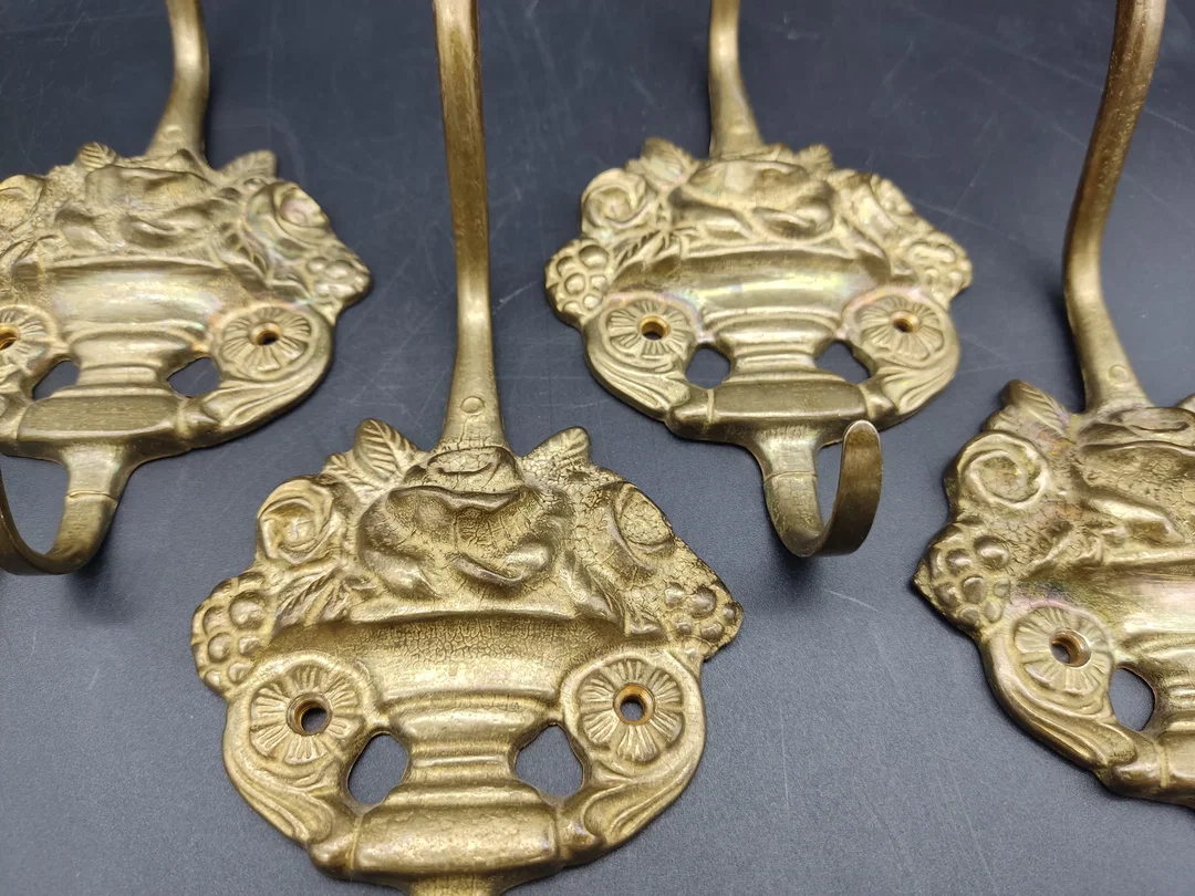 5er-Set Vintage Garderobenhaken aus Messing – Bild 2