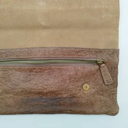 Minoronzoni 1953 Vintage Handtasche/Clutch mit Nieten | Leder | Braun – Vorschau 3