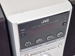 JVC UX-G303 Micro HiFi System (2x 35W, CD, Tuner) - Silber - Bild 5