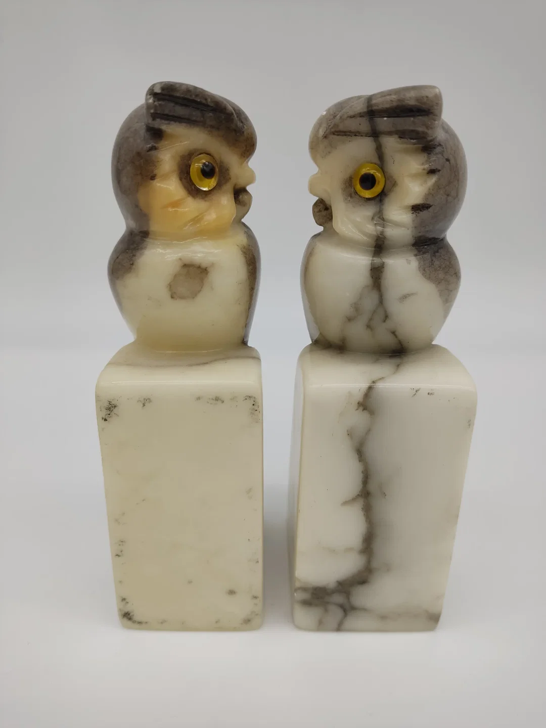 2er Set Eulen Buchstützen aus Stein – Bild 4