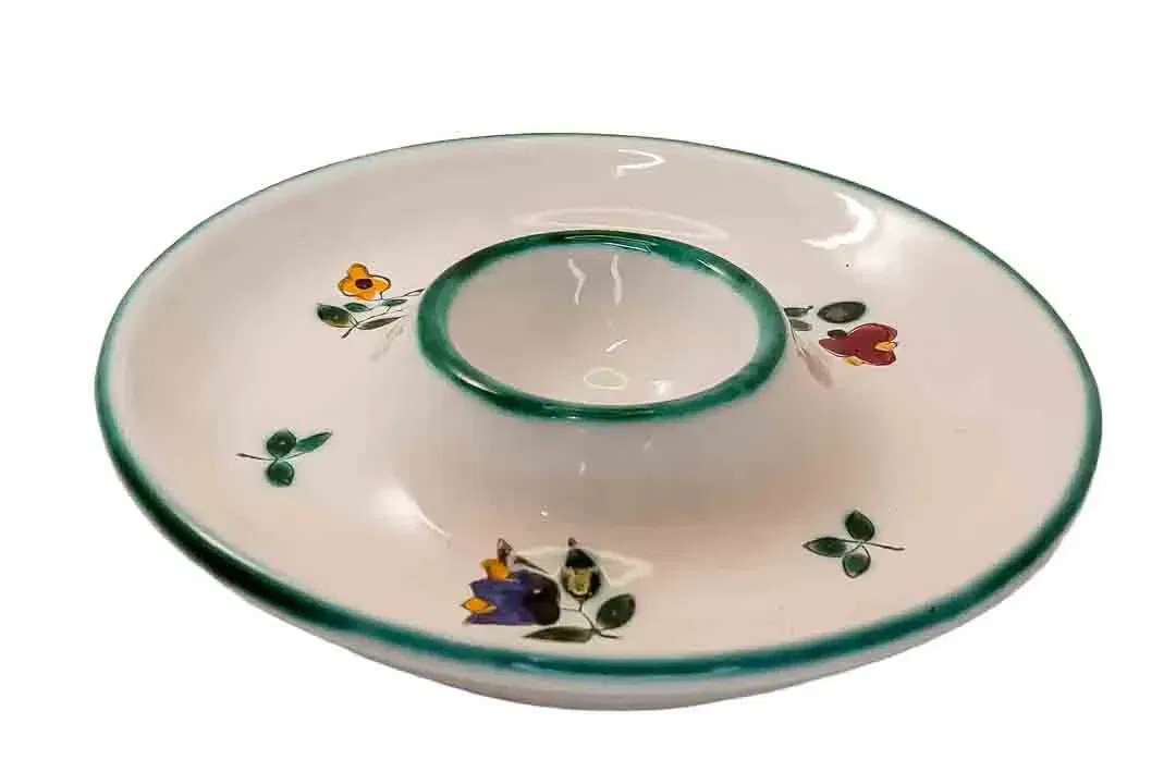Gmundner Keramik Eierbecher mit Ablage Streublumenmuster Handbemalt Ø 12,4 cm - Bild 1