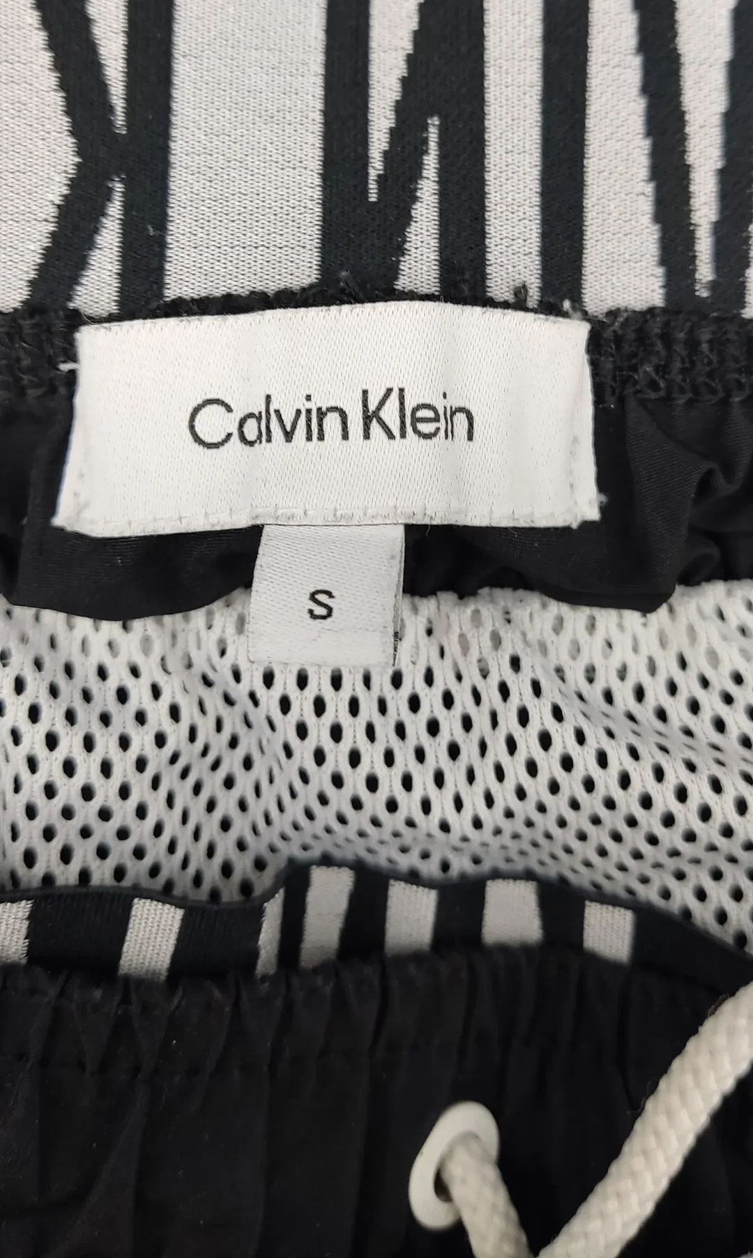 Calvin Klein Herren Badehose schwarz Gr. S – Bild 3