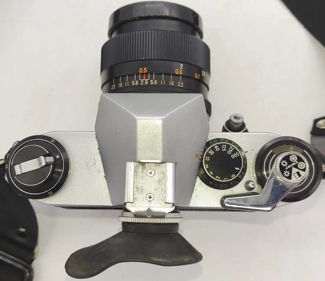 Porst Reflex FX 6 Spiegelreflexkamera mit 2 Festbrennweiten von Revuenon – Bild 3