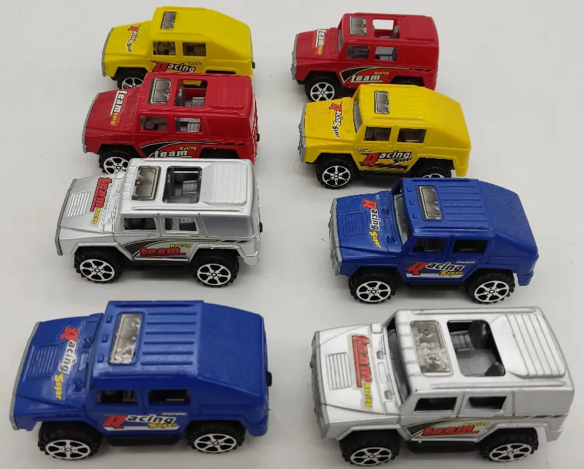 8 Spielzeugautos Jeep – Bild 5