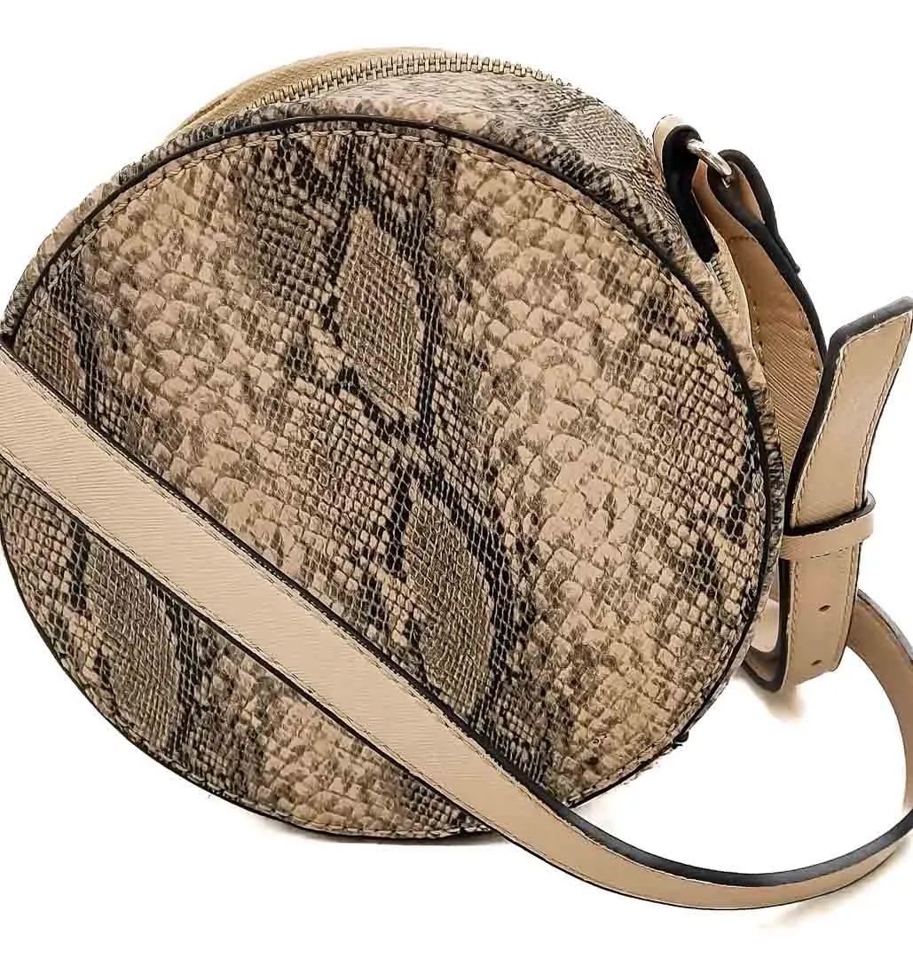 GUESS Los Angeles Runde Umhängetasche Snake Print Schlangenmuster Beige – Bild 3