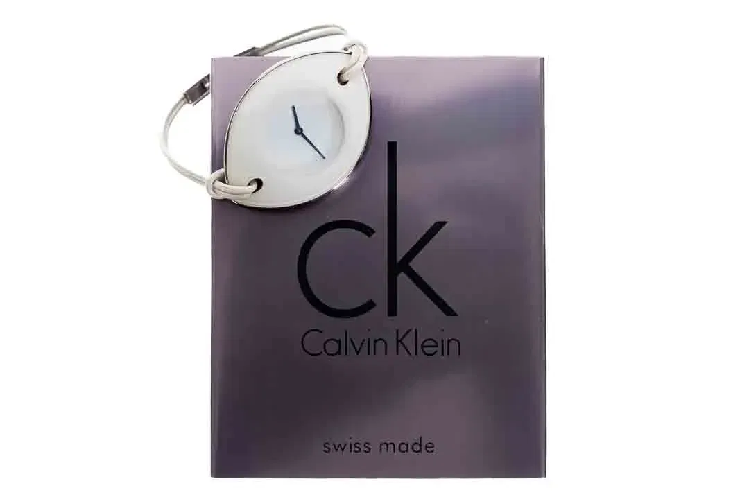 Moderne Damen Calvin Klein Uhr in weiß, Modell K8323120 - Bild 4