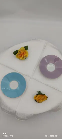 Lilien Porzellan Mokka-Untersetzer 2er Hellblau/Lila | Vintage - Bild 3