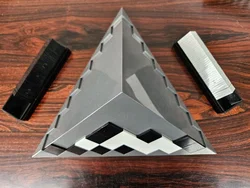 Pyramis - Gesellschaftsspiel - Spielbrett Berlin - Bild 3
