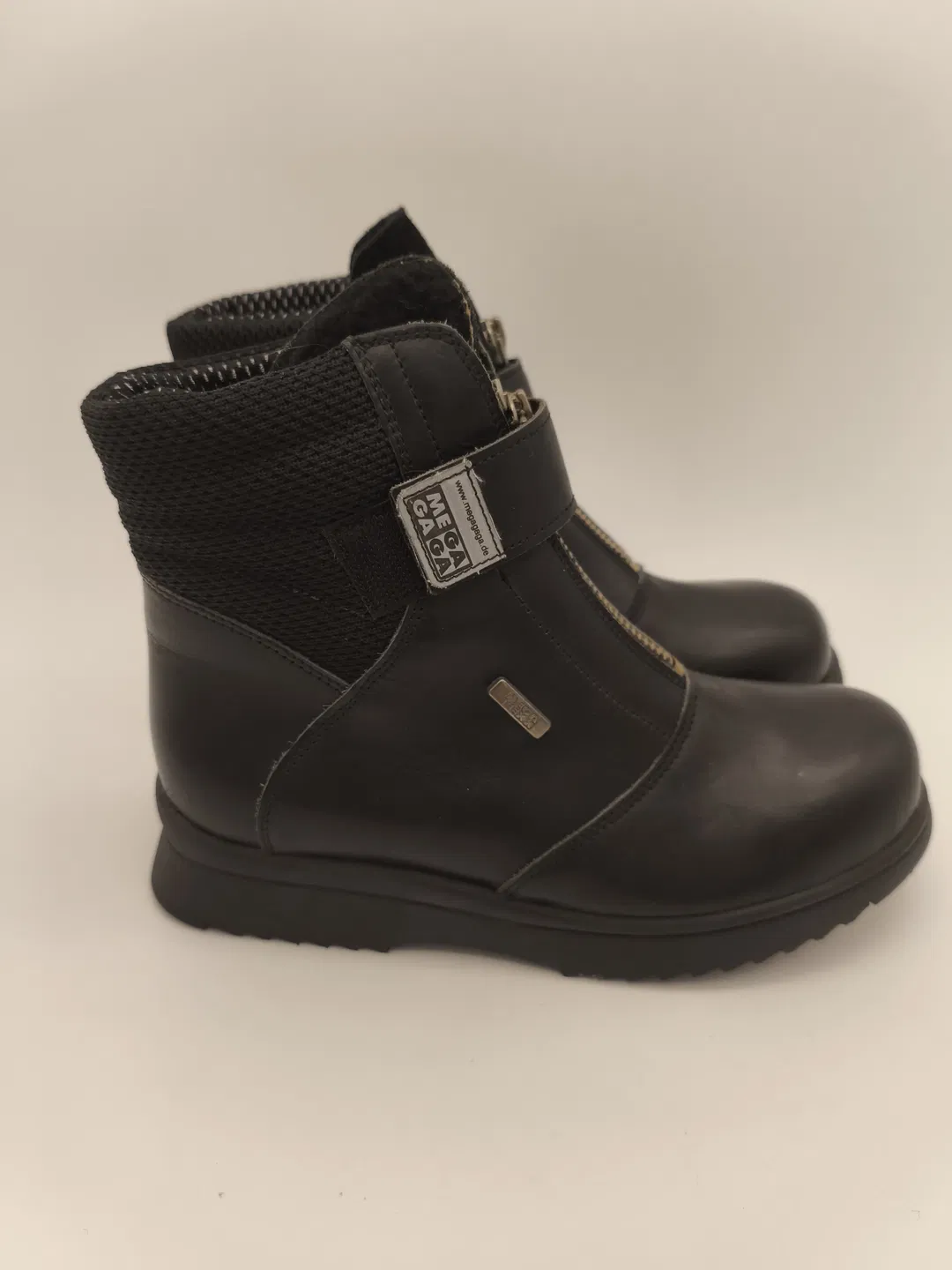 schwarze Mädchenschuhe 