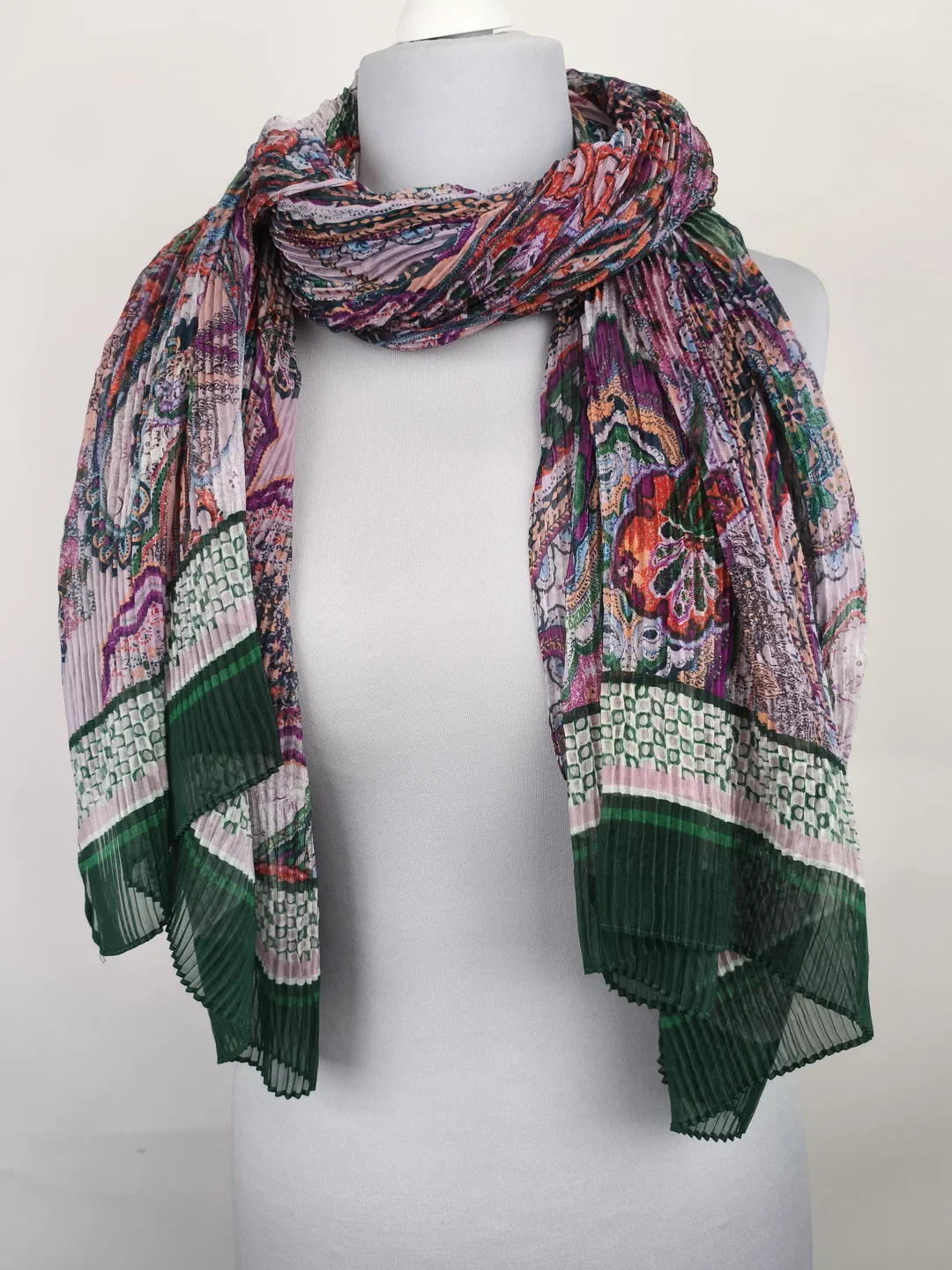 Gerry Weber, Plissee Schal - Bild 1