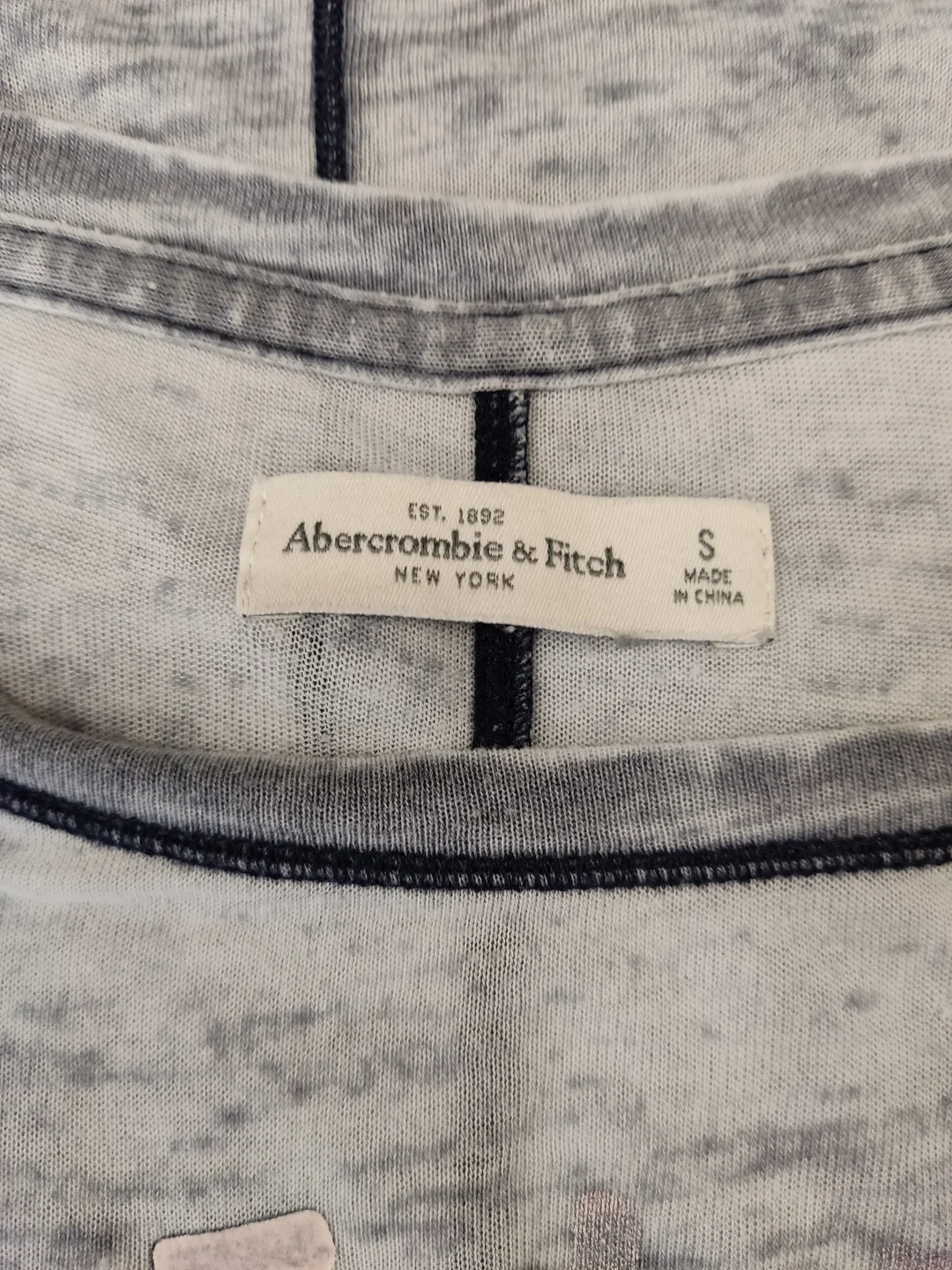 Abercrombie & Fitch Damen T-Shirt gemustert Gr.S – Bild 3