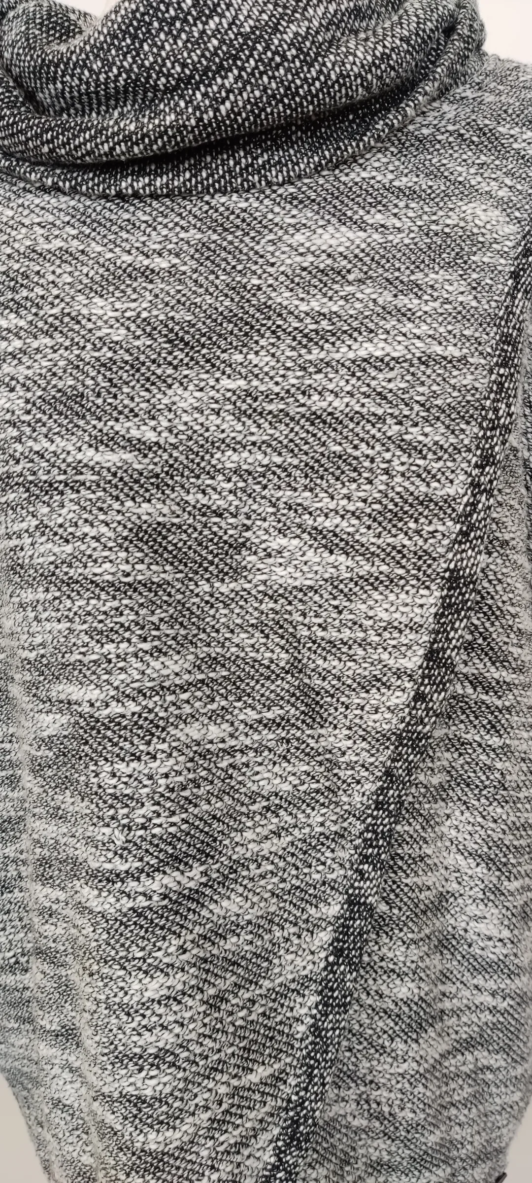 Calvin Klein Damen Pullover schwarz/weiß mele Gr. S – Bild 3