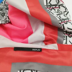 Tuch REPLAY Jeans-Detail | Premium-Marke - Bild 4