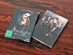 Twilight - Biss zum Morgengrauen - Film - DVD - 2-Disc Fan Edition - Schuber - Bild 3