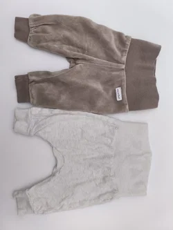 2er Set H&M Hosen, Babies, Gr. 50 – Vorschau 1