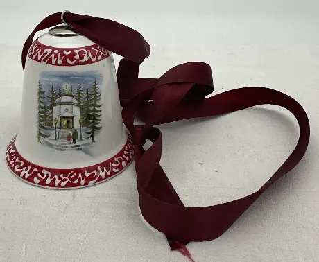 Christbaumkugel und Glocke aus Porzellan – Bild 4
