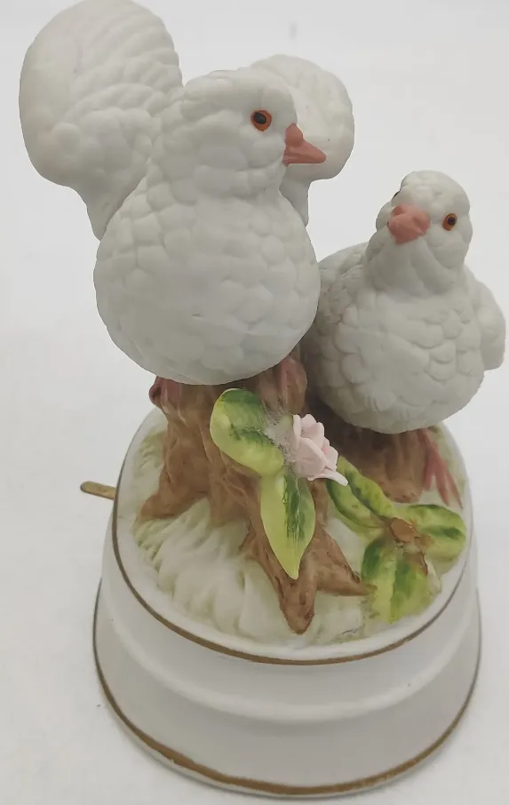 Towle Fine Porcelain Turteltauben Spieluhr Porzellan / Keramik – Bild 2