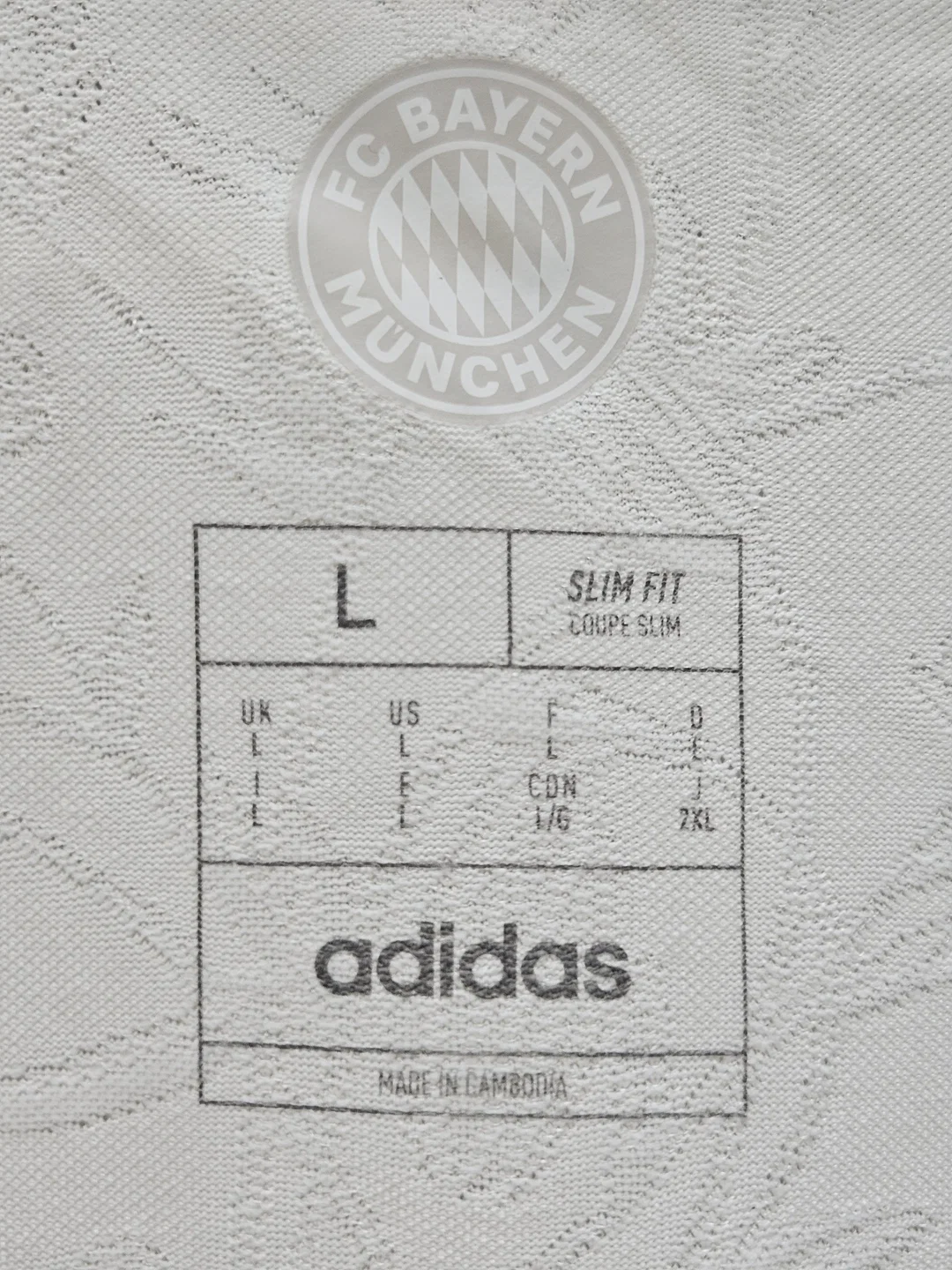 Adidas FC Bayern Münchenl 3. Trikot Saison 2023/24, weiß - Gr. L – Bild 7