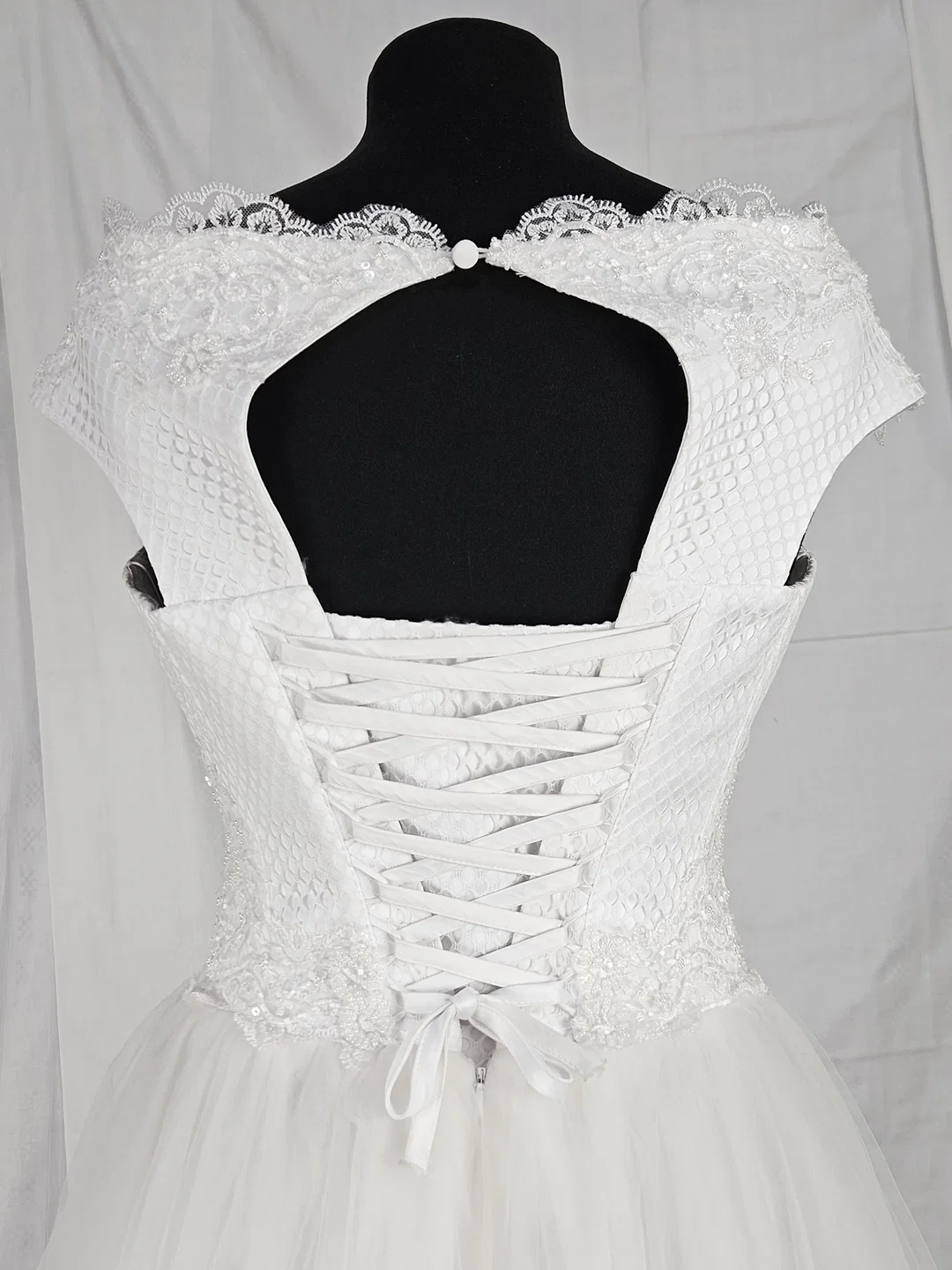 Hochzeitskleid - 03 - Atelier Irvalda (Wien) - Gr. M – Bild 8