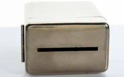 Alte Spardose Sparbüchse Lebens-Versicherungs-Gesellschaft Phönix in Wien  - Bild 3