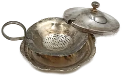 Teesieb-Set mit Schale und Deckel