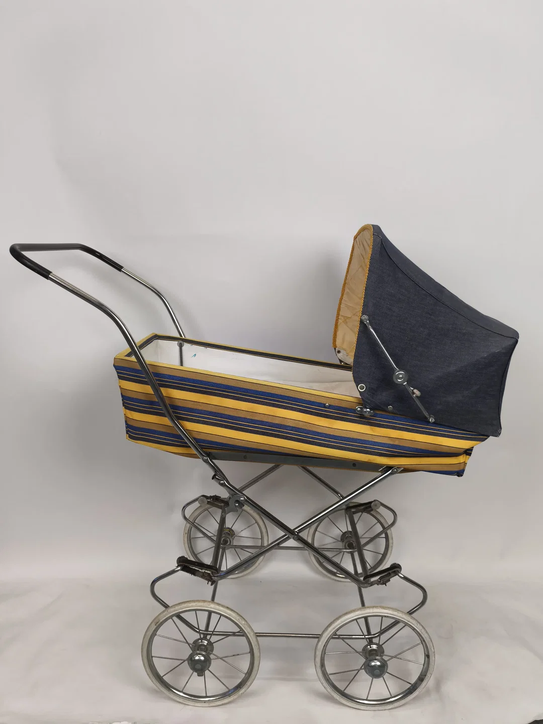 Puppenwagen, 60er Jahre, Vintage - Bild 1