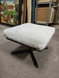 Minotti Designer Lounge Sessel + Hocker - Möbel  - Bild 9