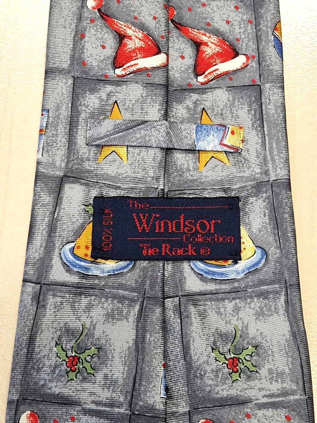 Edle Vintage Tie Rack Seidenkrawatte mit Weihnachts-Motiven Windsor Collection, Grau - Made in Italy – Bild 3
