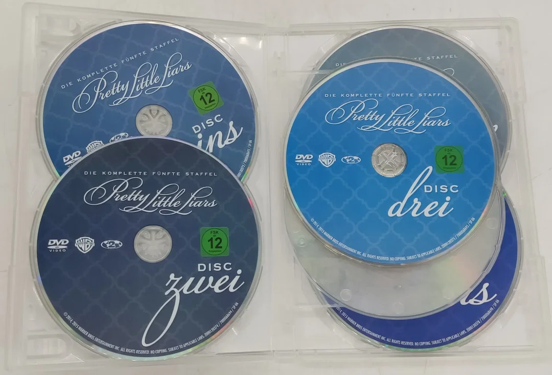 6 DVD's "Pretty Little Liars" Die komplette 5. Staffel – Bild 4