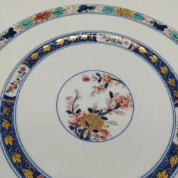 Eleganter Platzteller/Dekoteller A. Raynaud & C – Porzellan mit Charmanten Schönheitsfehlern, Einzelstück - Bild 3