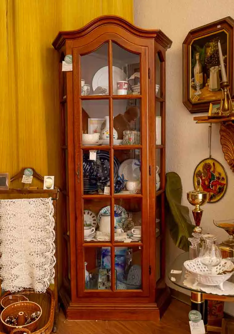 Klassische Glasvitrine, Massivholz, 1-türig, 75x40x190 cm, Vintage – Bild 2